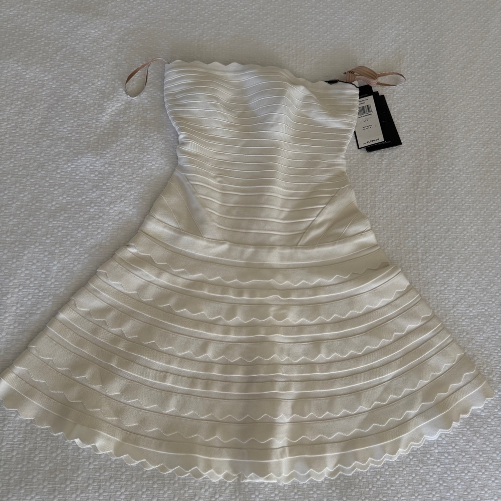 Herve Leger “Phoebe Dress” NWT White Strapless Dress Small - Picture 4 of 10